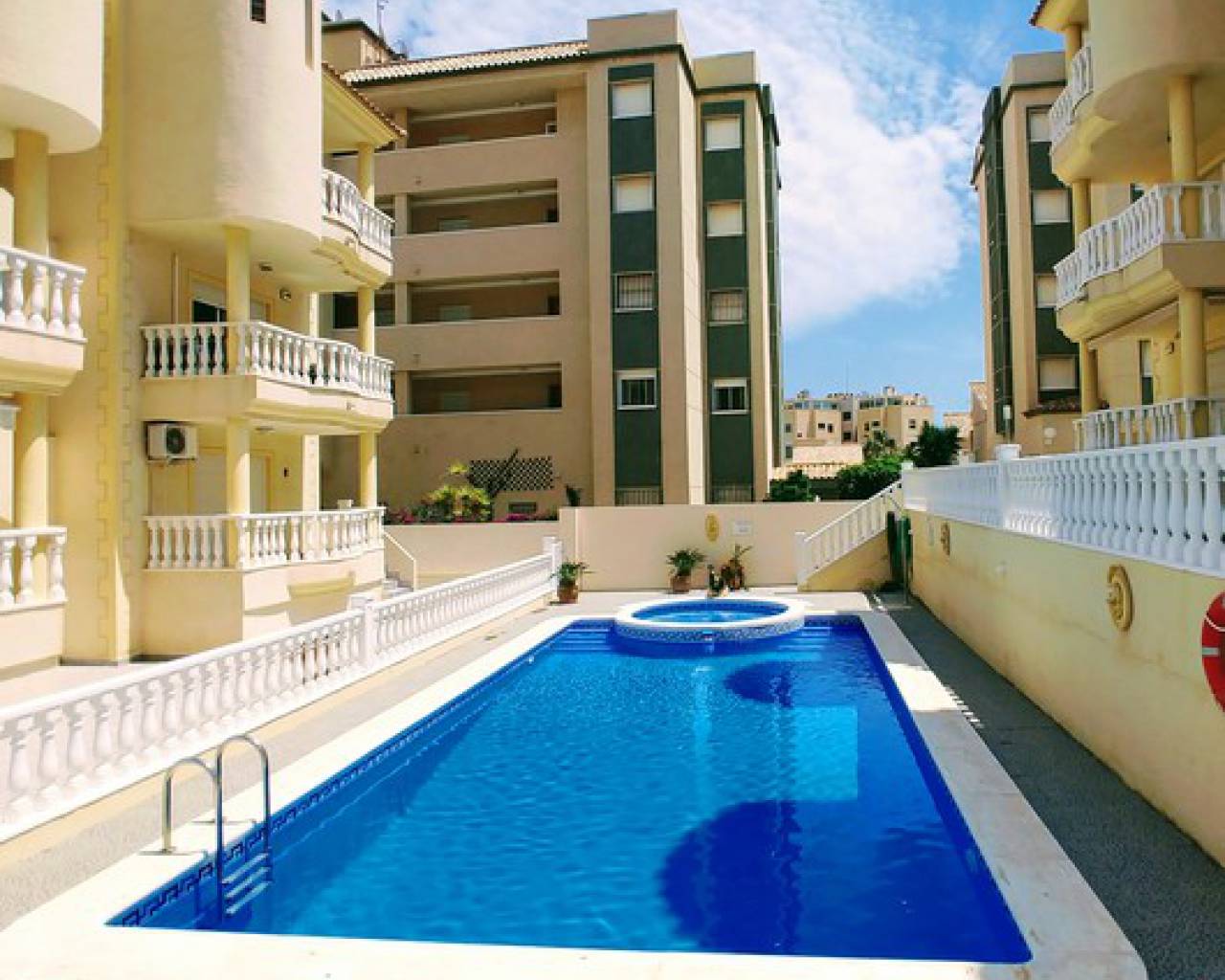 Apartment - Resales - Guardamar del Segura - BEL-N021