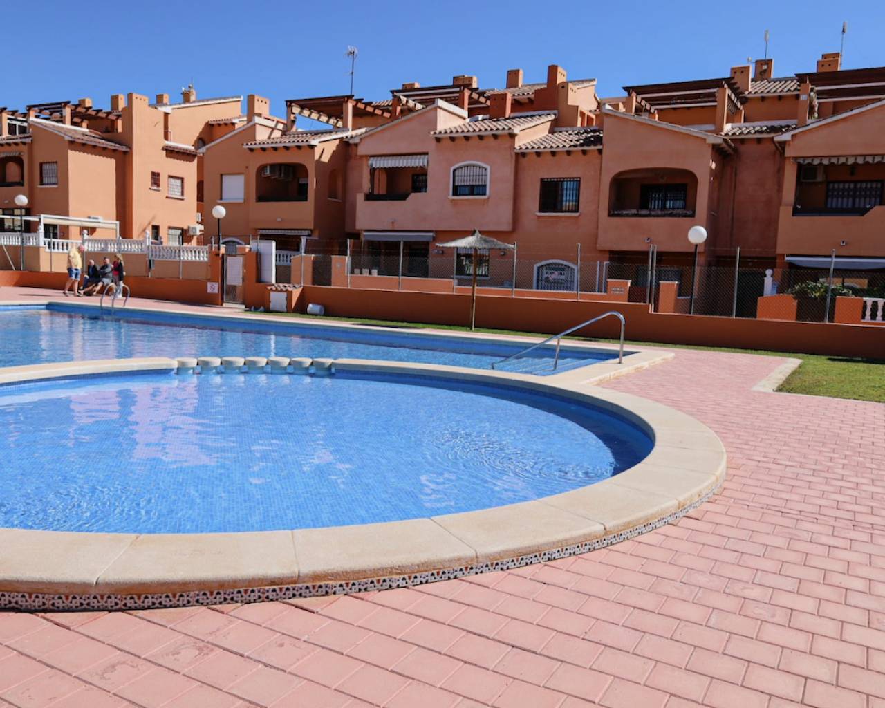 Apartment - Resales - Torrevieja - RM9-32671