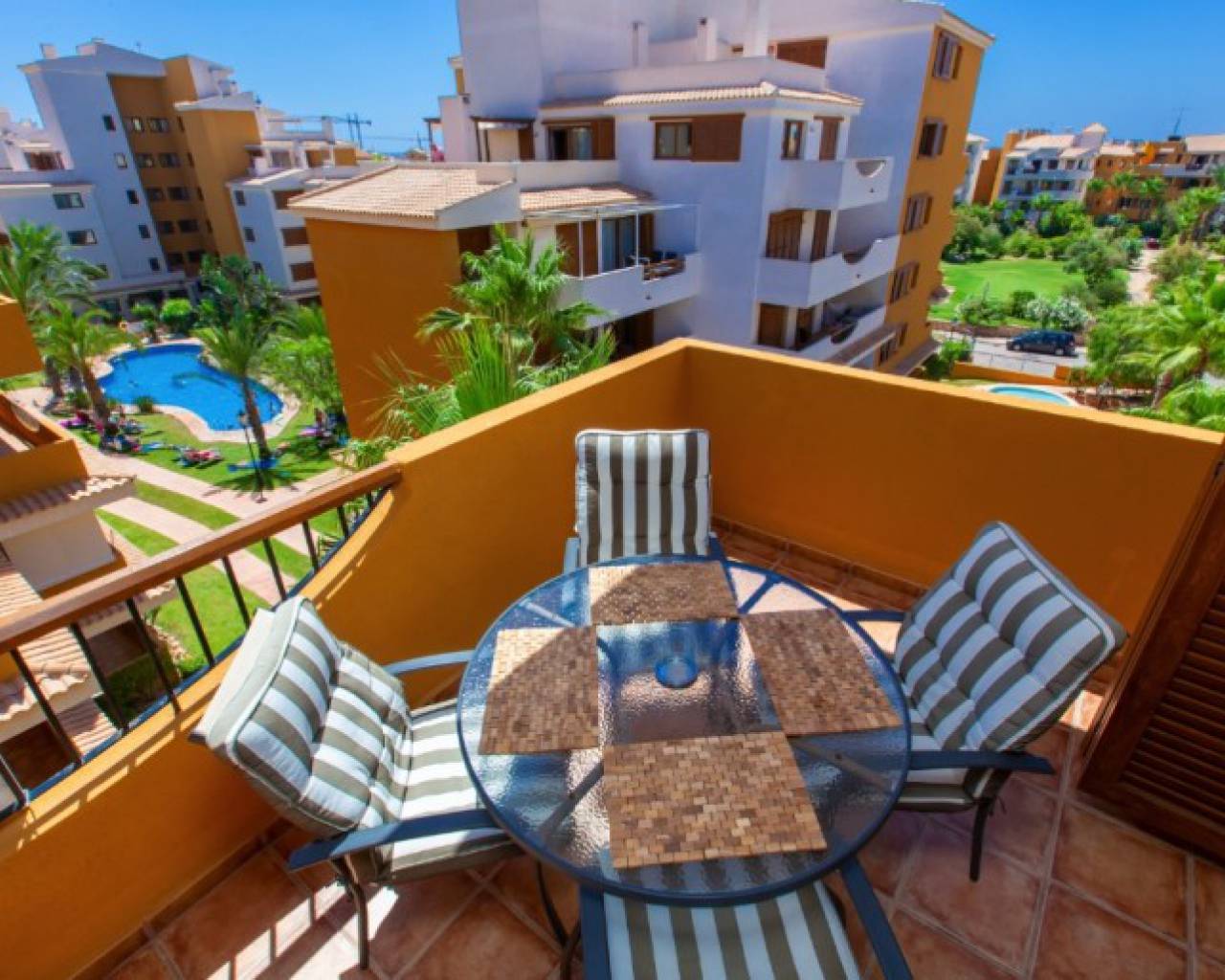 Appartement - Sale - Torrevieja - D3440
