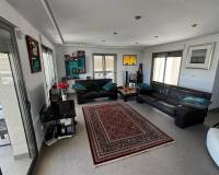Resales -  - Cox