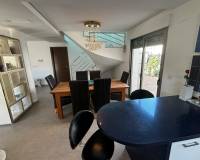 Resales -  - Cox