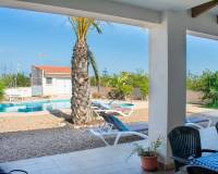 Resales - Independent villa - Guardamar del Segura - El Raso