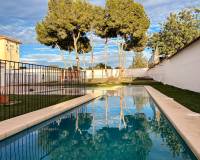Resales - Independent villa - Santa Pola - El Poble Llevanti