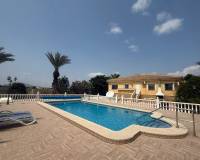 Resales - Landvilla - Catral