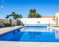 Resales - Semi-Detached Villa - Torrevieja - La Siesta - El Salado - Torreta