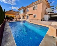 Resales - Villa - Benferri