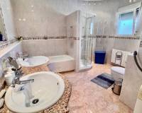 Resales - Villa - Benferri