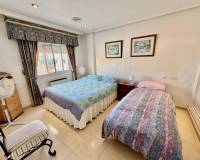 Resales - Villa - Benferri