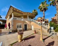 Resales - Villa - Benferri