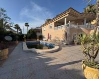 Resales - Villa - Benferri