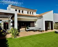 Resales - Villa - La Finca Golf