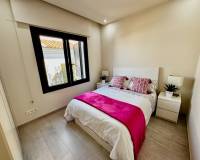 Resales - Villa - La Finca Golf