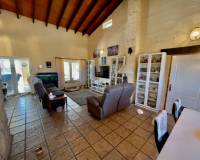 Sale - Finca / Country Property - Dolores - pueblo