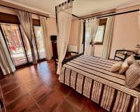 Sale - Finca / Country Property - Los Montesinos