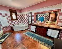 Sale - Finca / Country Property - Los Montesinos