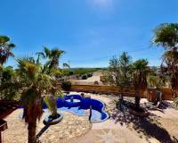 Sale - Finca / Country Property - Los Montesinos