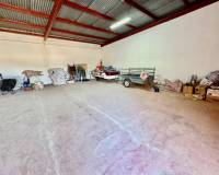 Sale - Finca / Country Property - Los Montesinos