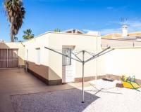 Sale - Полуотдельная вилла - Torrevieja - La Siesta - El Salado - Torreta