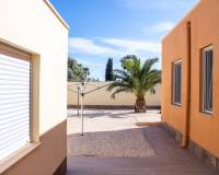 Sale - Полуотдельная вилла - Torrevieja - La Siesta - El Salado - Torreta