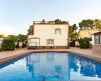 Sale - Полуотдельная вилла - Torrevieja - Los Balcones