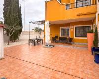 Sale - Semi-friliggande hus - Arenales del Sol