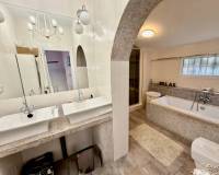 Sale - Вилла - Las Heredades - Heredades