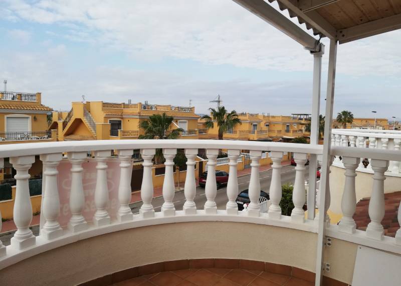 Semi-friliggande hus - Sale - Torrevieja - Aguas Nuevas