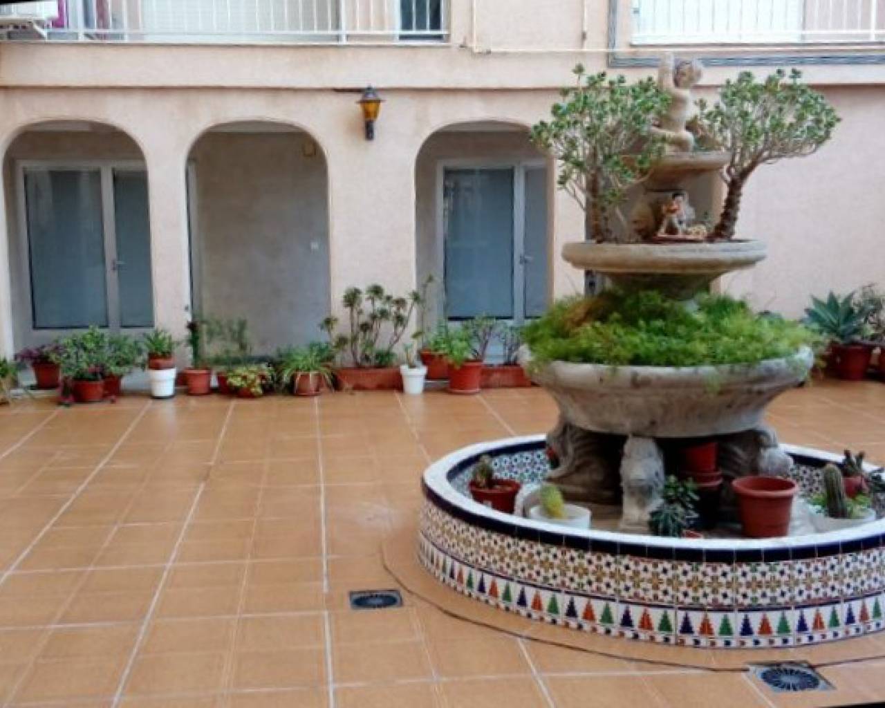 Studio apartment - Resales - Torrevieja - BEL-N032