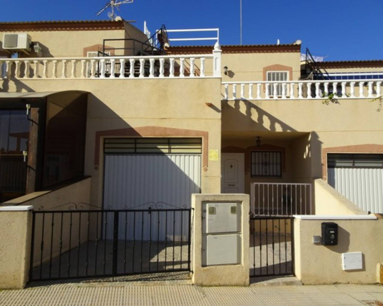 Таунхаус - Sale - Benijofar - VRE 4302