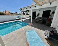 Ventas - Chalet - Torrevieja - Punta Prima