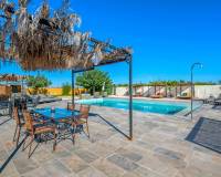 Ventas - Finca / Propiedad Rural - Los Montesinos