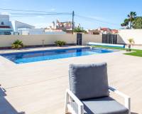 Ventas - Semi-Detached Villa - Torrevieja - La Siesta - El Salado - Torreta