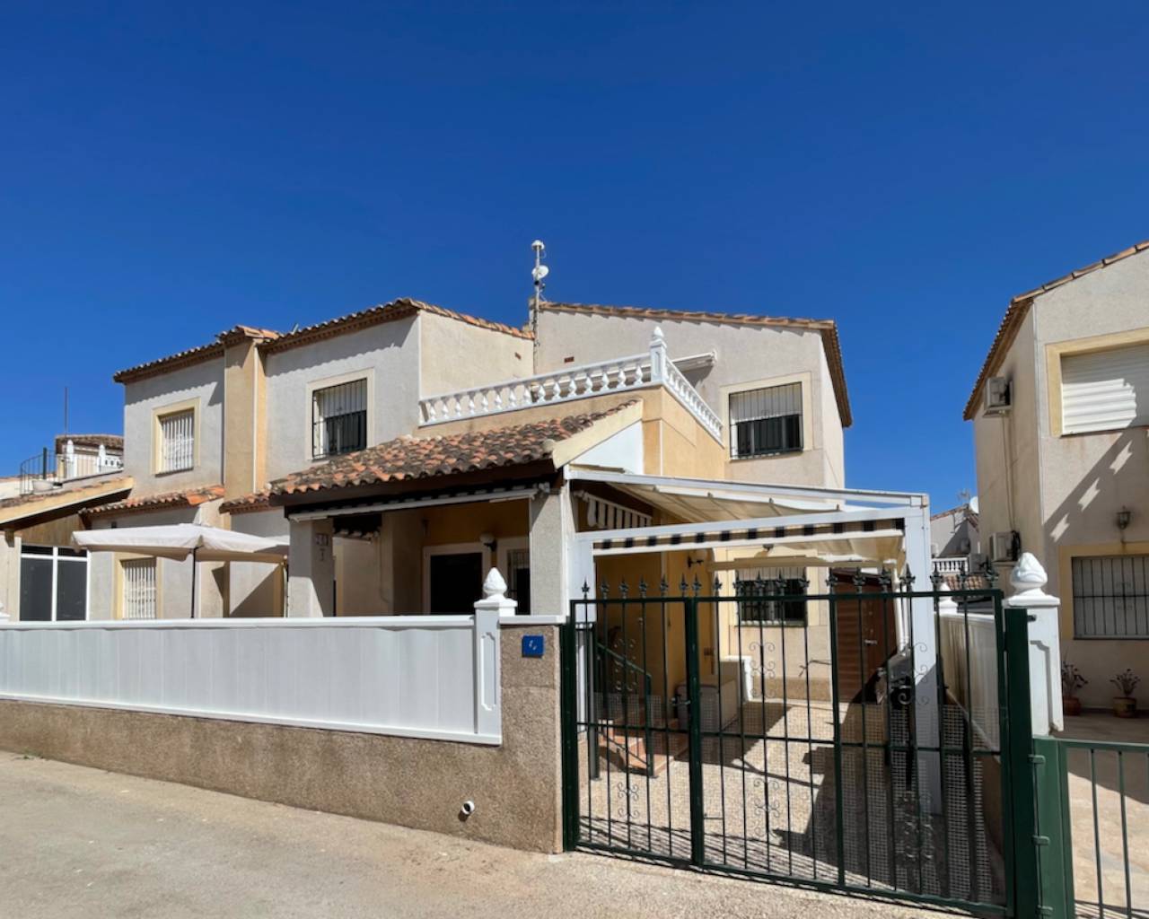 Villa - Resales - Montebello - RM9-73086