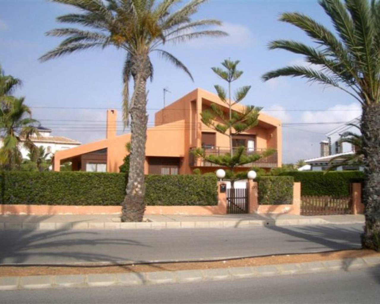 Villa - Sale - Alicante - CR704