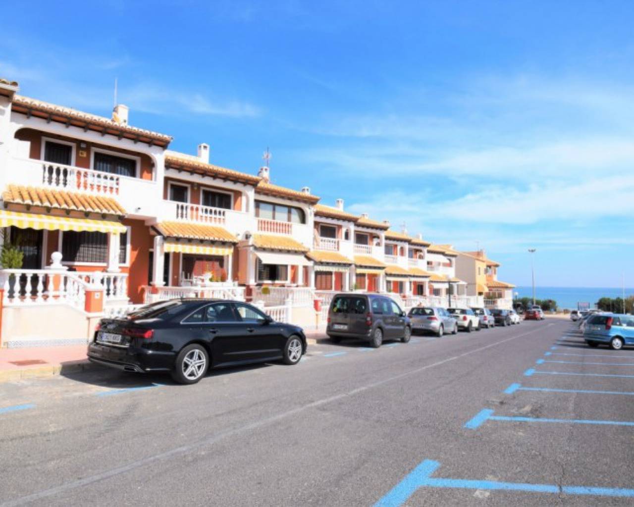 Вилла - Sale - Guardamar del Segura - C1698