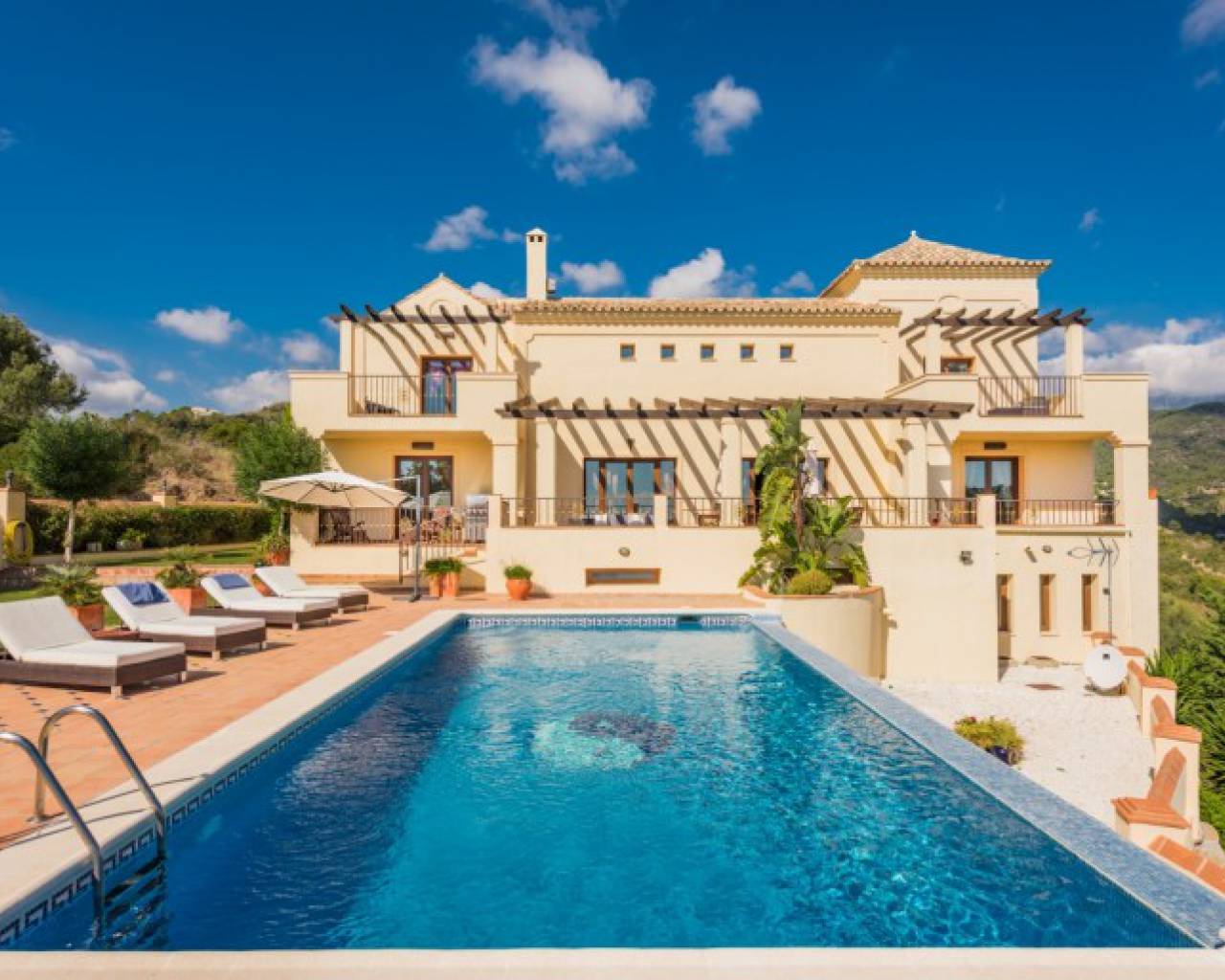 Villa - Sale - Marbella - 0178