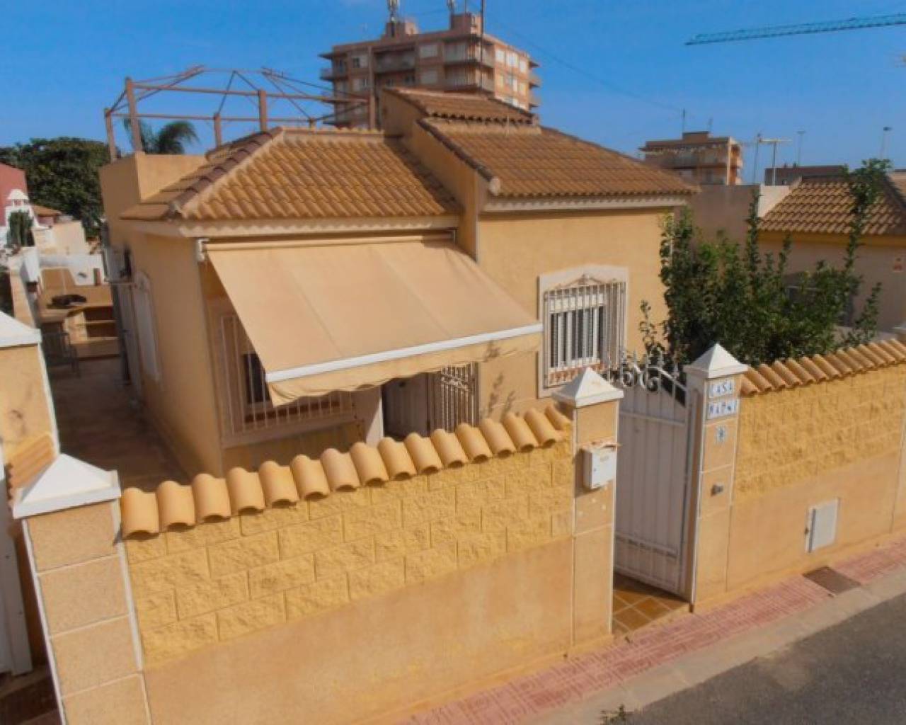 Villa - Sale - Torrevieja - BC3373