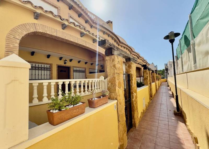 Villa - Resales - Guardamar del Segura - Guardamar del Segura