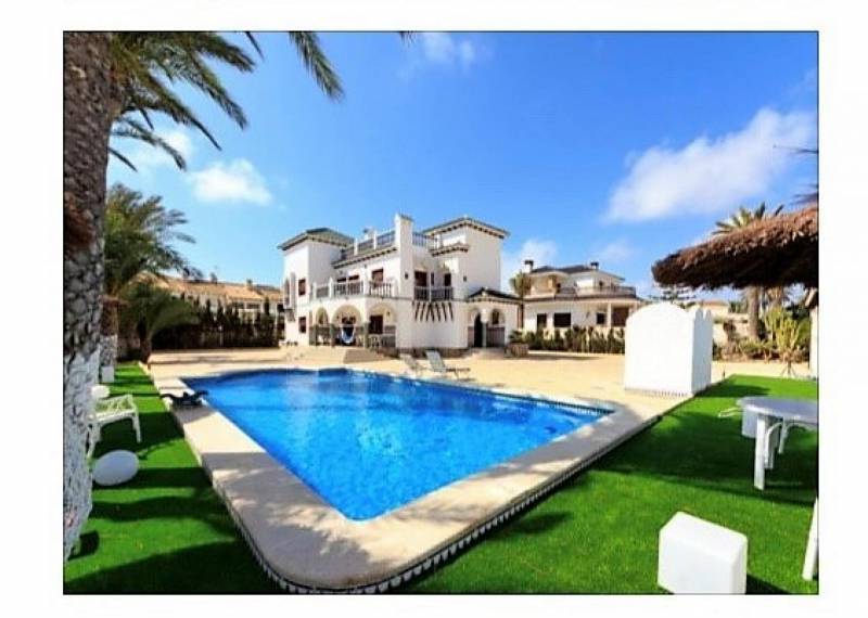 Villa - Resales - La Zenia - La Zenia