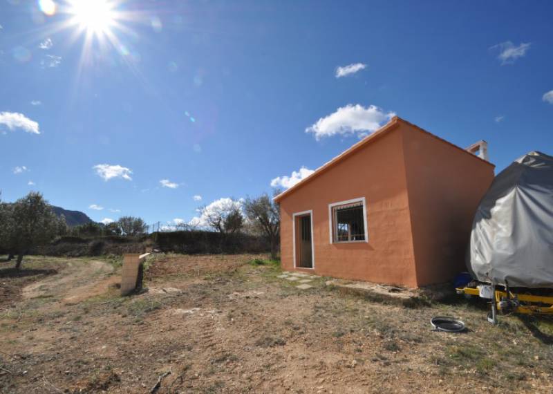 Villa - Sale - Elda - Elda Alicante