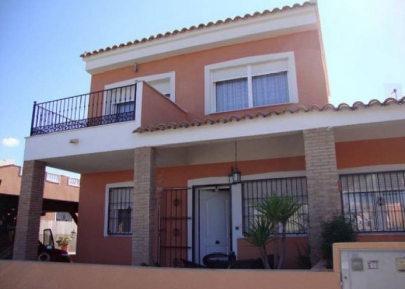 Townhouse - Sale - Daya Nueva - Daya Nueva