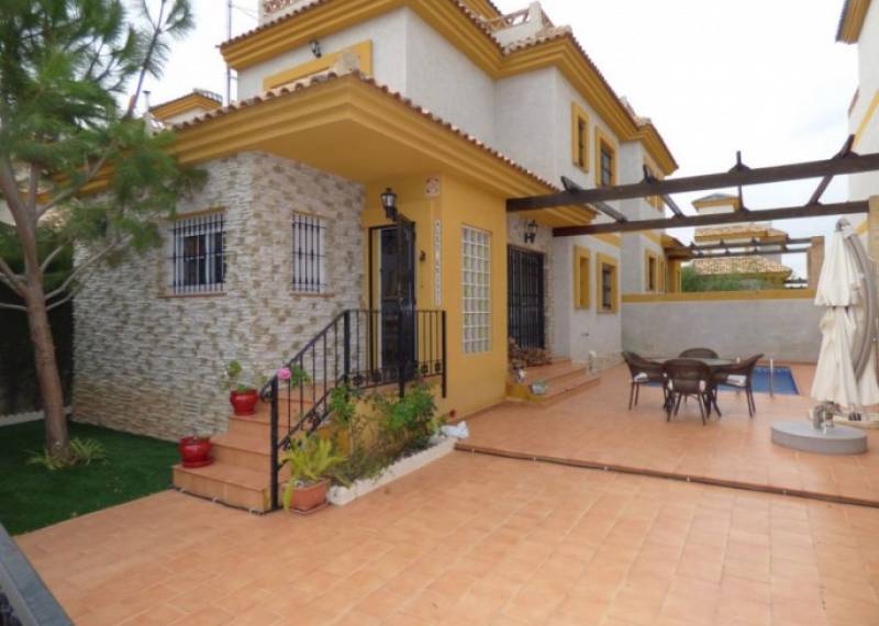 Вилла - Sale - Torrevieja - Torrevieja