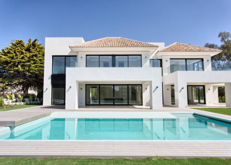 Villa - Sale - Marbella - Nueva Marbella