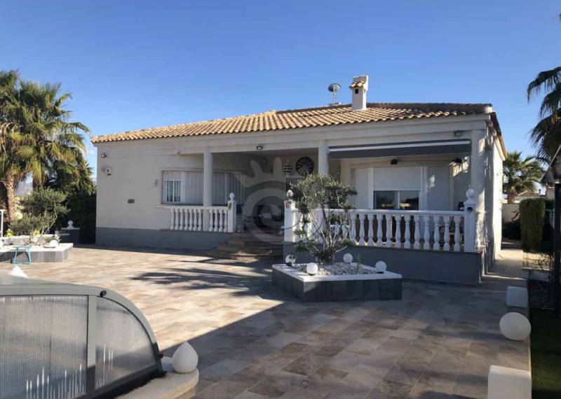 Detached Villa - Sale - Catral - Catral Alicante