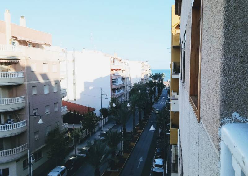 Studio apartment - Resales - Torrevieja - Torrevieja