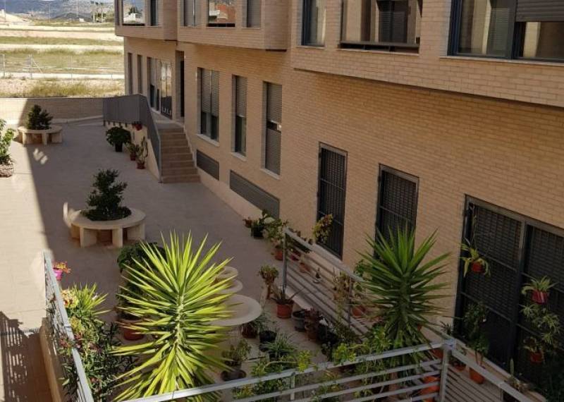 Appartement - Sale - Hondon de las Nieves - Hondon de las Nieves